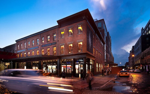 The woman claimed Foxx assaulted her at this venue